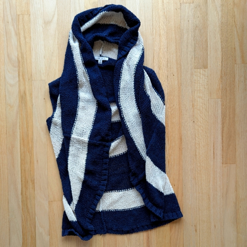 Cabi Navy and Cream Striped Women's Open Weave Lightweight Waterfall Cardi (S)